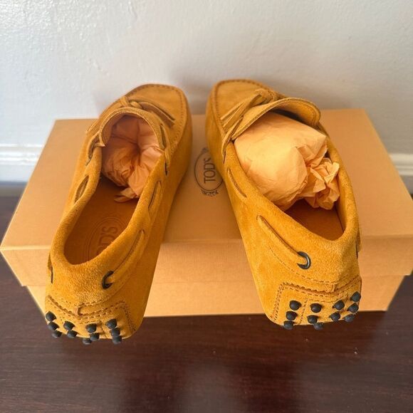 Tod's Laccetto top suede driving unisex  slip-on loafer
EU 38-38 1/5 new in box - Picture 3 of 12